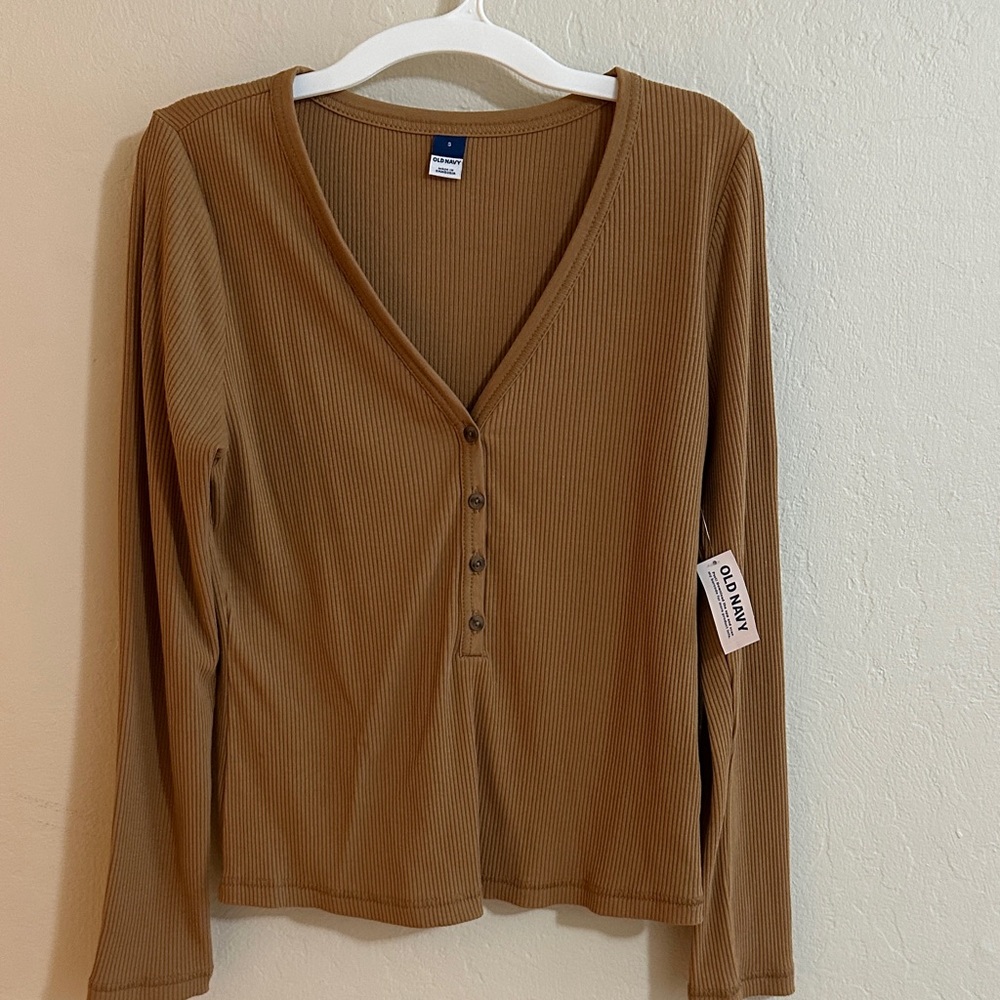 Old Navy Ribbed Henley Long-Sleeve Top — Camel